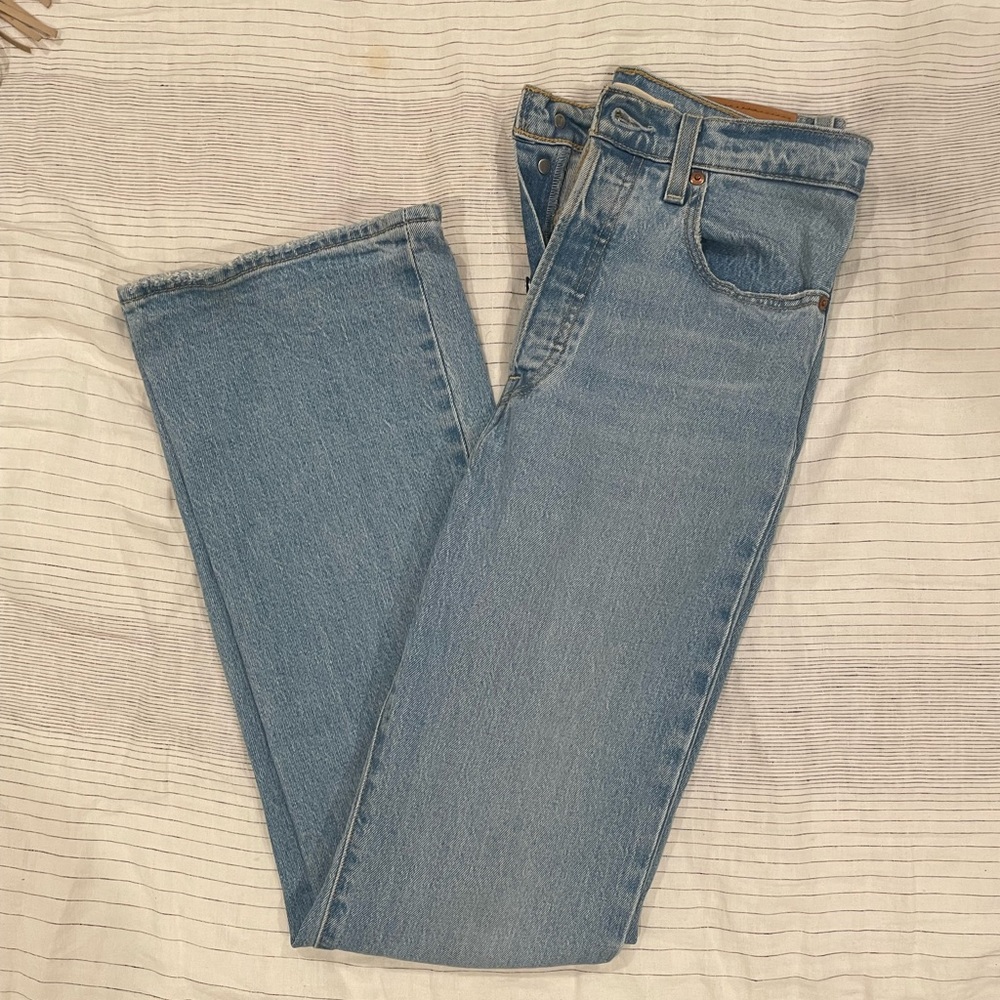 Levi Ribcage Jeans | like new!